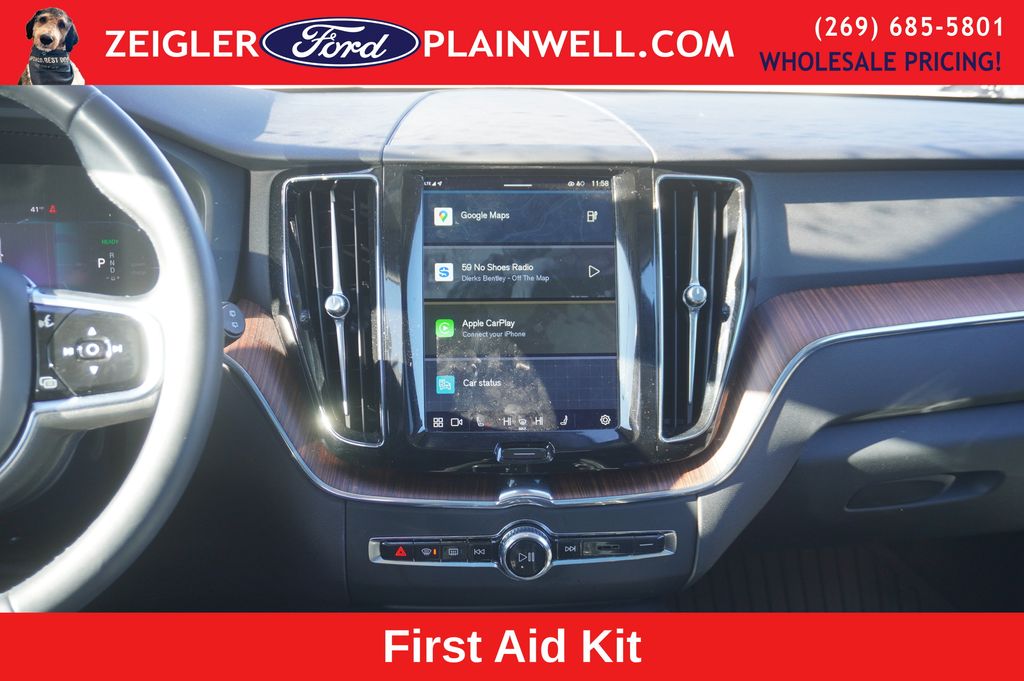 2023 VOLVO XC60 - Image 15