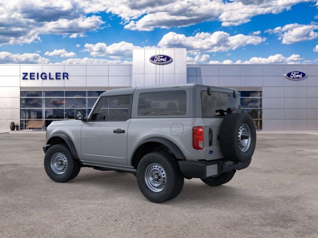 New 2026 Ford Bronco Base SUV