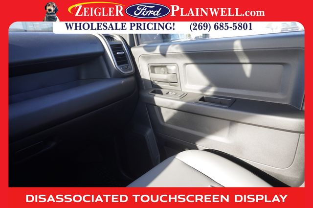 2023 RAM 3500 - Image 31