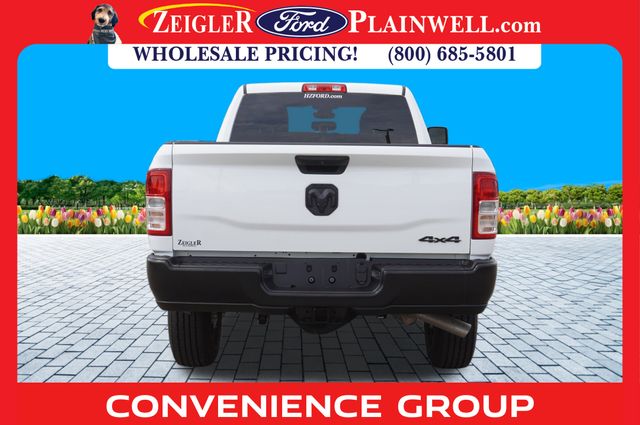 2023 Ram 3500 Tradesman photo 4