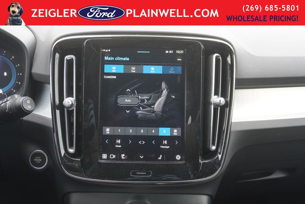 2024 VOLVO XC40 - Image 22