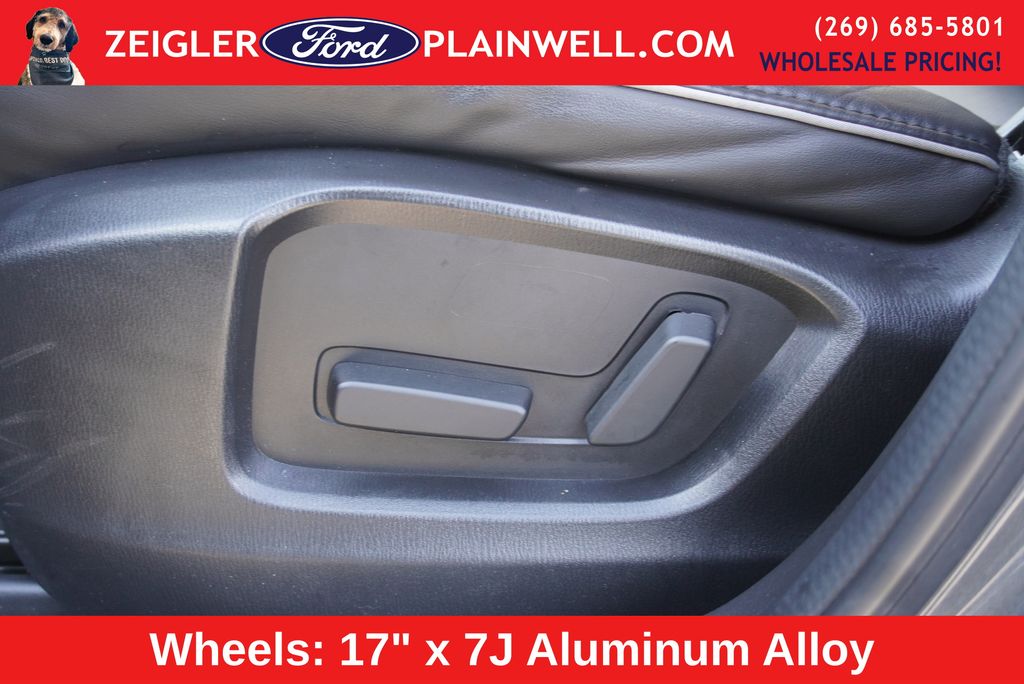 2025 MAZDA CX-5 - Image 17