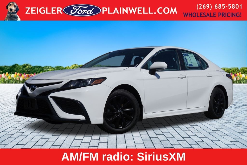 Used 2024 Toyota Camry SE Sedan