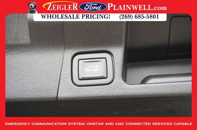 2021 GMC ACADIA - Image 11