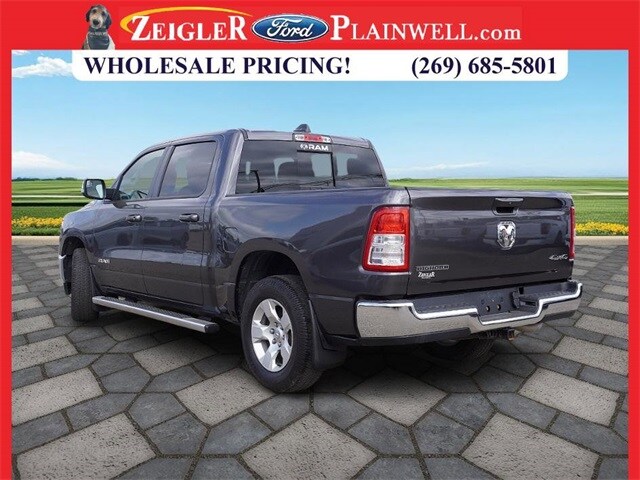 2022 Ram 1500 Big Horn Lone Star photo 3