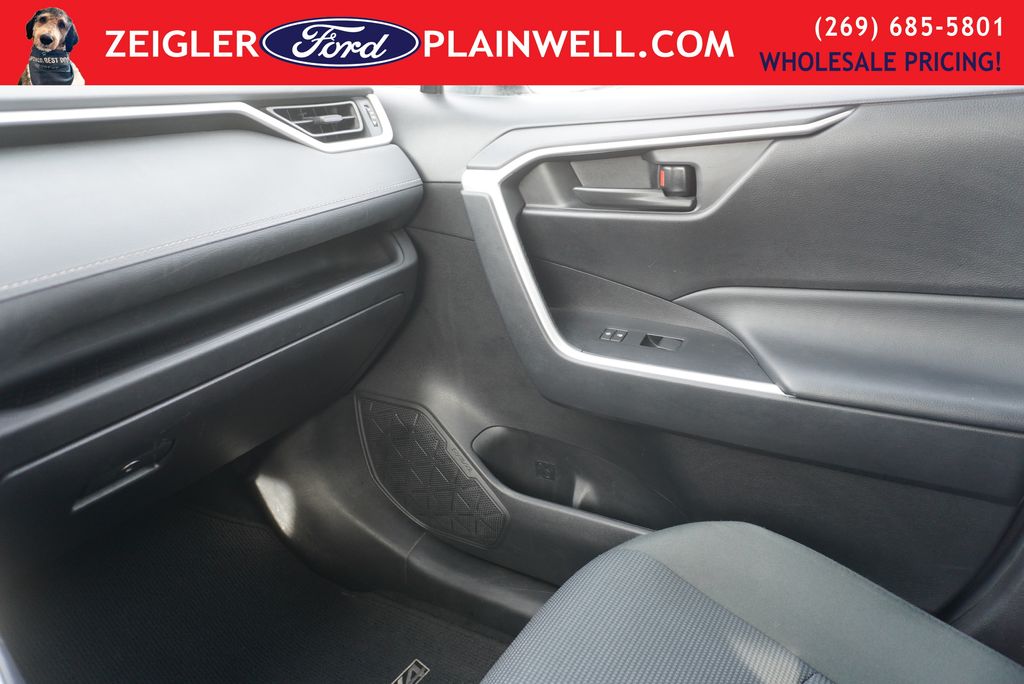 2022 TOYOTA RAV4 - Image 30