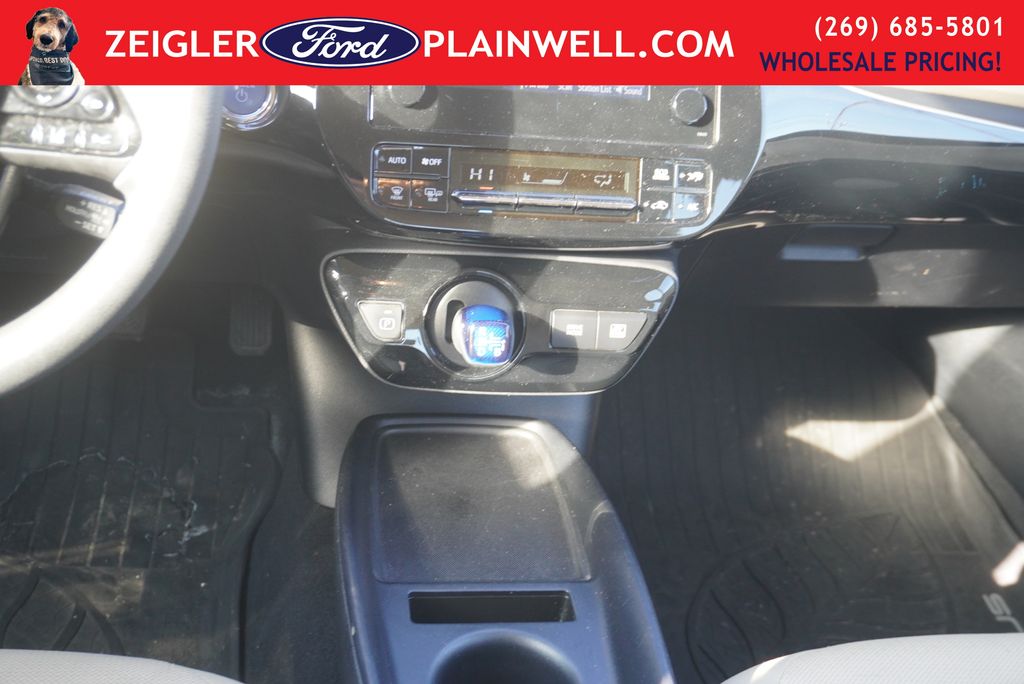 2019 TOYOTA PRIUS - Image 16
