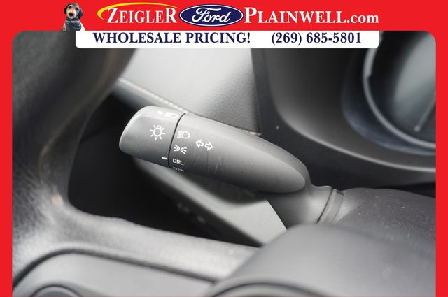 2025 TOYOTA RAV4 - Image 17