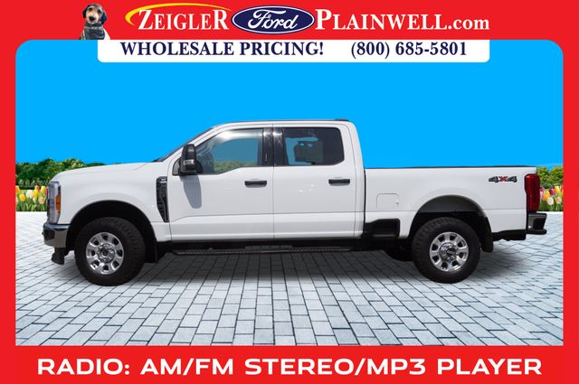 2023 Ford F-250 XLT photo 2
