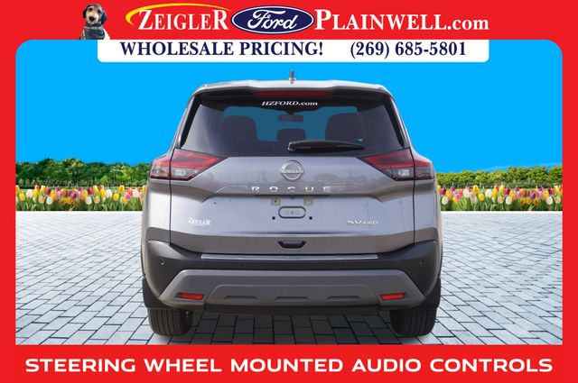 2022 Nissan Rogue SV photo 4