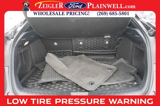 2022 TOYOTA C-HR - Image 7