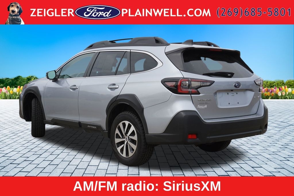 Used 2023 Subaru Outback Premium SUV