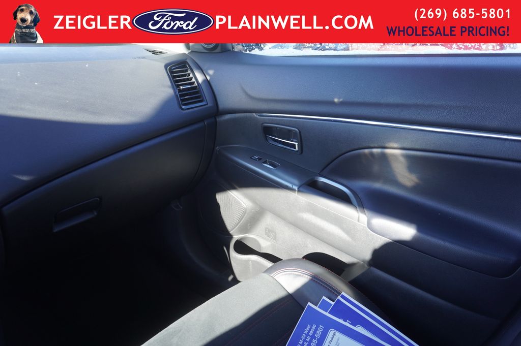 2024 MITSUBISHI OUTLANDER SPORT - Image 29