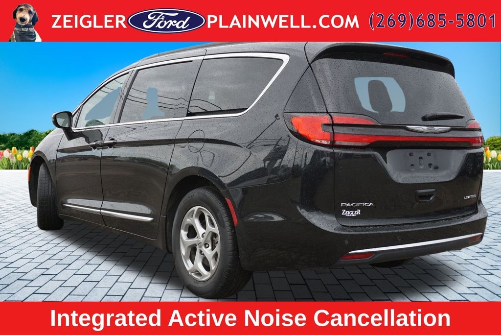 Used 2023 Chrysler Pacifica Limited Van Passenger Van