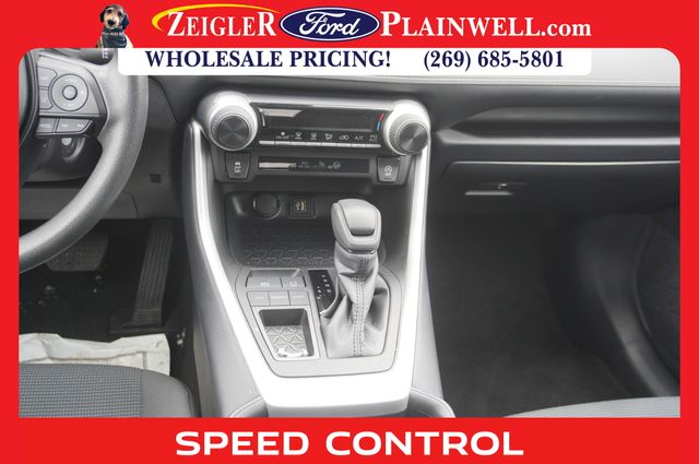 2025 TOYOTA RAV4 - Image 10