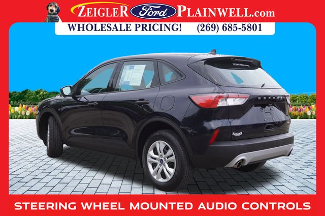 2021 Ford Escape S photo 2