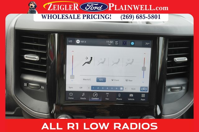 2023 RAM 3500 - Image 18