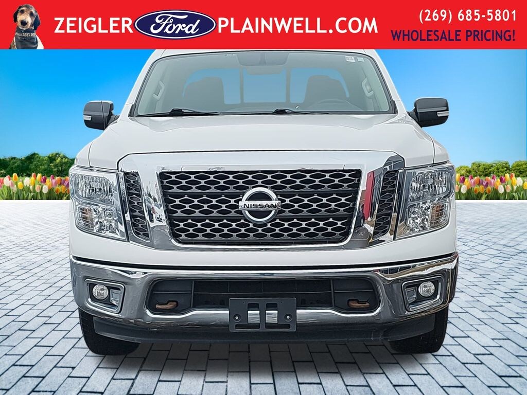 Used 2018 Nissan Titan Truck Crew Cab