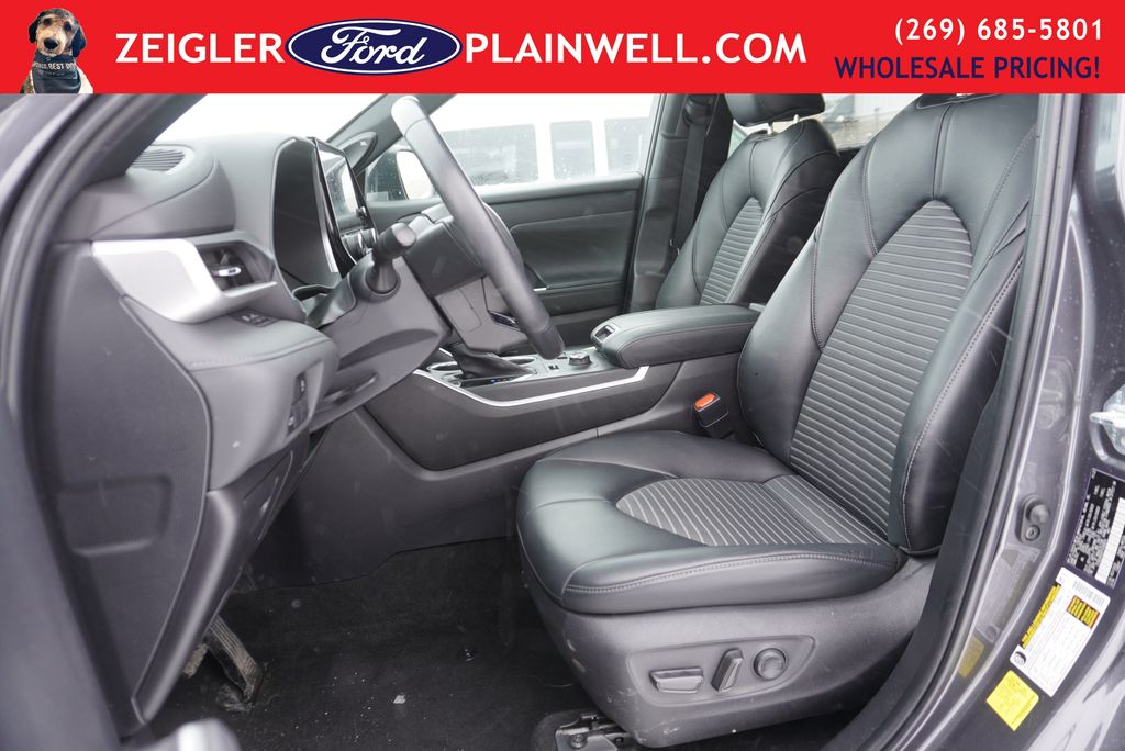 2023 TOYOTA HIGHLANDER - Image 19