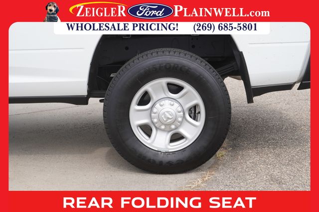 2023 RAM 3500 - Image 9