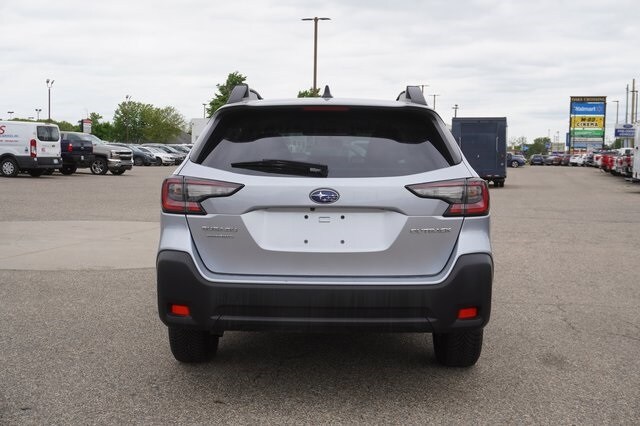2023 Subaru Outback Premium photo 4