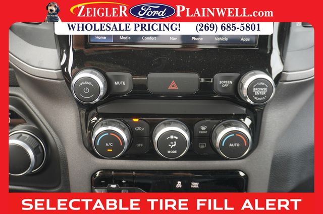 2023 RAM 3500 - Image 19