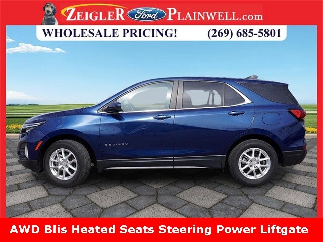 2022 Chevrolet Equinox LT photo 2