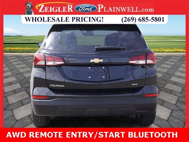 2023 Chevrolet Equinox LS photo 4