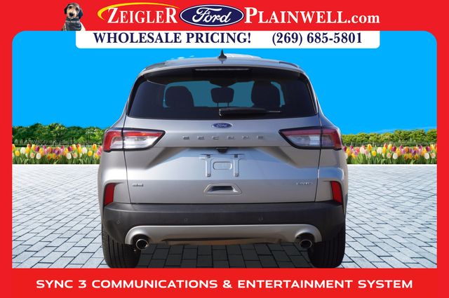 2022 Ford Escape SE photo 4