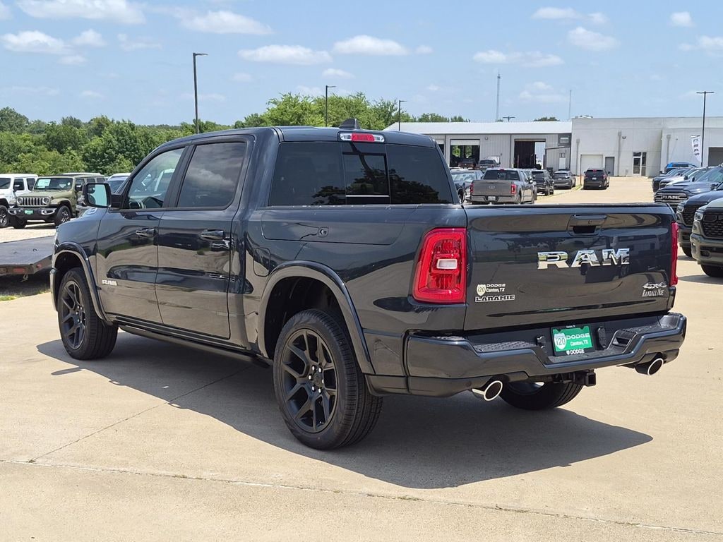 New 2026 Ram 1500 LARAMIE CREW CAB 4X4 5'7 BOX Pickup