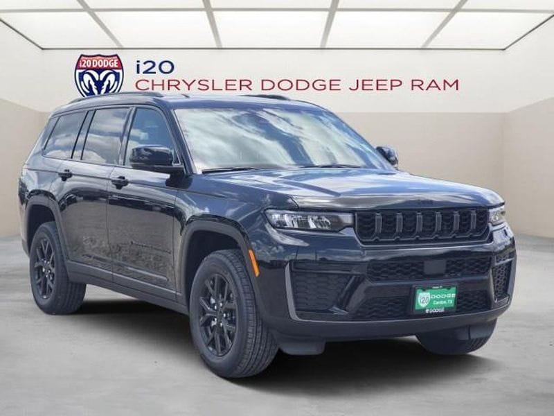 New 2026 Jeep Grand Cherokee L LAREDO ALTITUDE 4X2