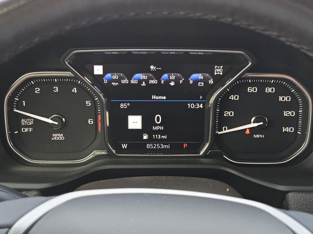 2021 GMC Yukon Denali - Photo 23