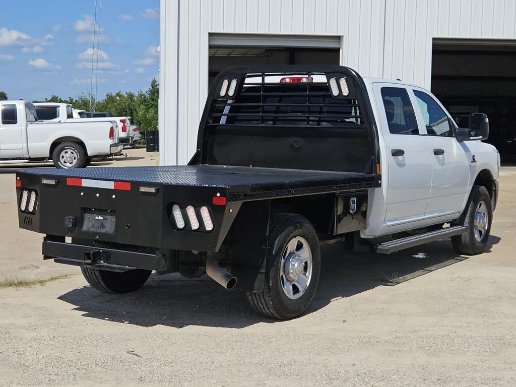 2023 Ram 2500 Tradesman photo 4