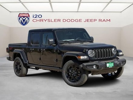2025 Jeep Gladiator NIGHTHAWK 4X4 Pickup