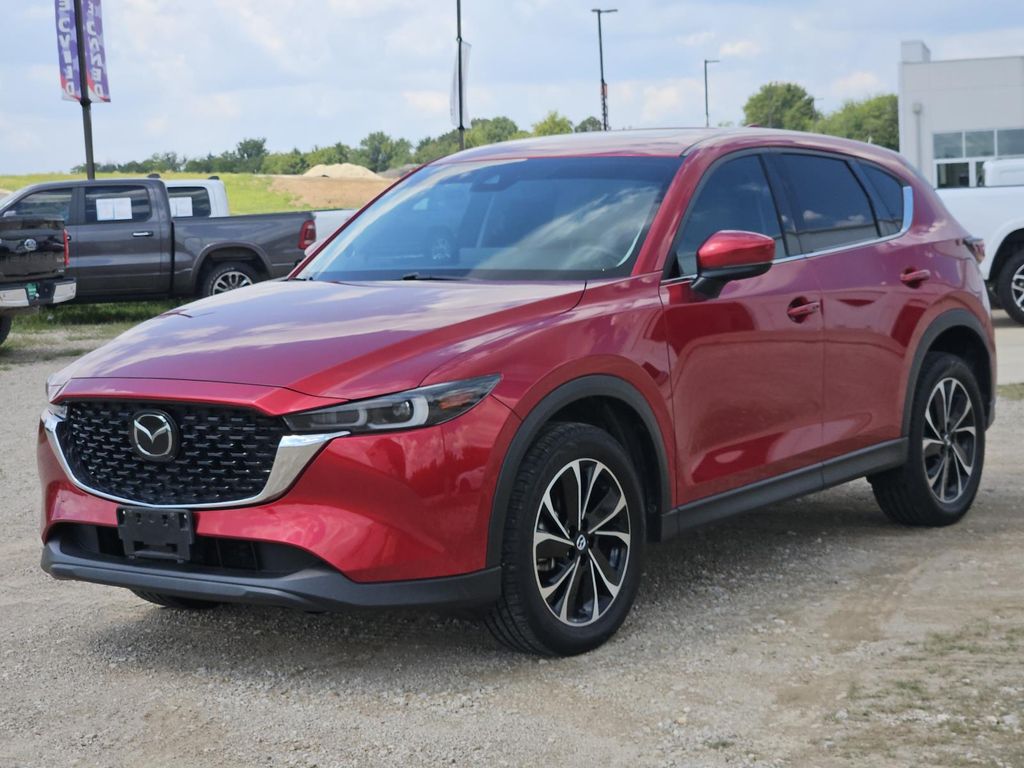 2022 Mazda CX-5 Premium photo 2