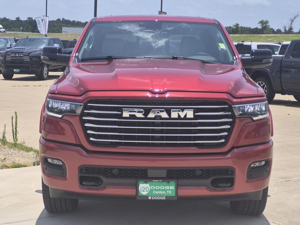 New 2026 Ram 1500 LARAMIE CREW CAB 4X4 5'7 BOX Pickup