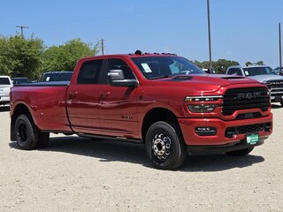 2026 Ram 3500 LARAMIE CREW CAB 4X4 8' BOX Pickup