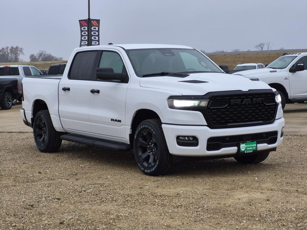 New 2026 Ram 1500 EXPRESS CREW CAB 4X4 5'7 BOX Pickup