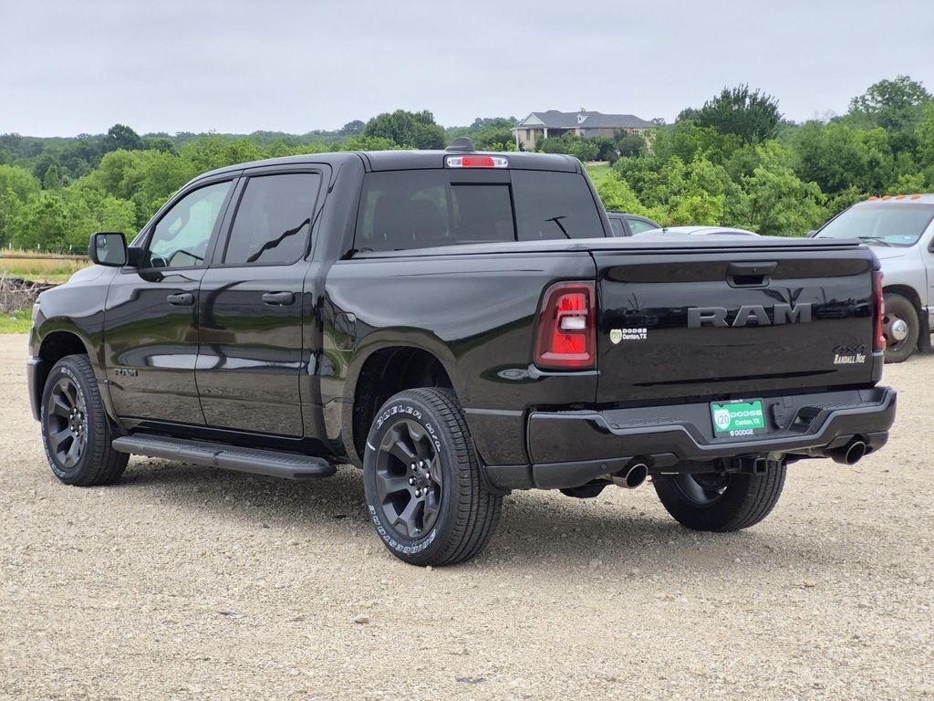 New 2026 Ram 1500 EXPRESS CREW CAB 4X4 5'7 BOX Pickup