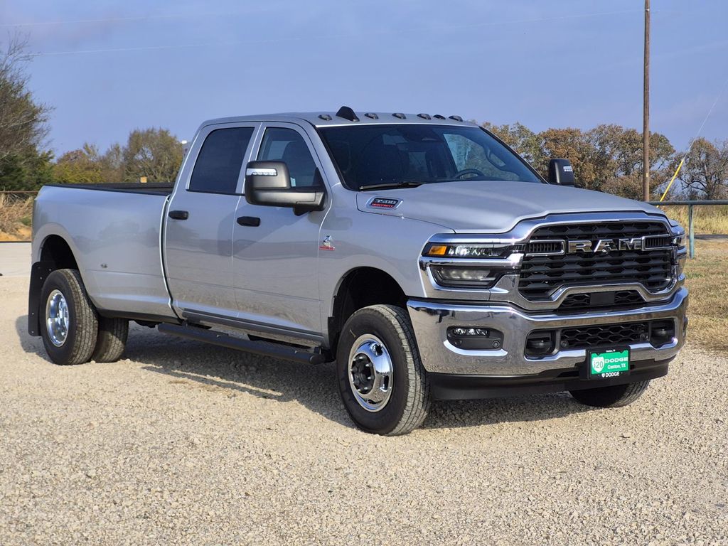 2026 Ram 3500 Tradesman photo 2