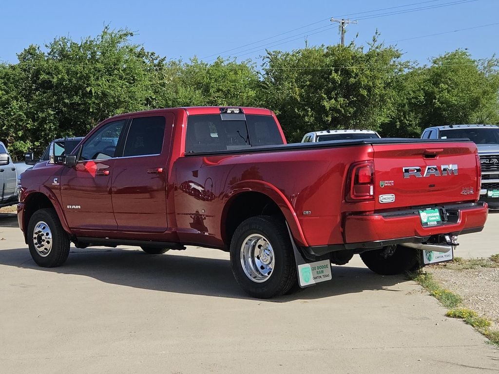 New 2026 Ram 3500 LIMITED LONGHORN CREW CAB 4X4 8' BOX Pickup