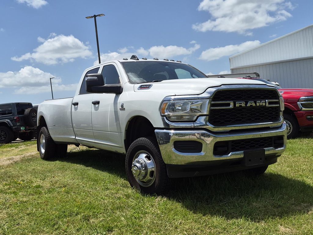 2024 RAM 3500 Tradesman 4X4 Crew Cab LWB's photo