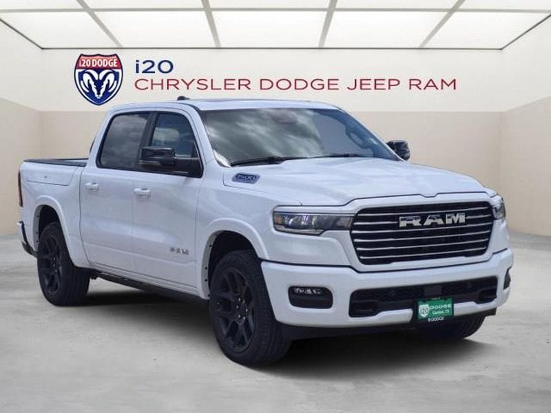 New 2026 Ram 1500 LARAMIE CREW CAB 4X4 5'7 BOX