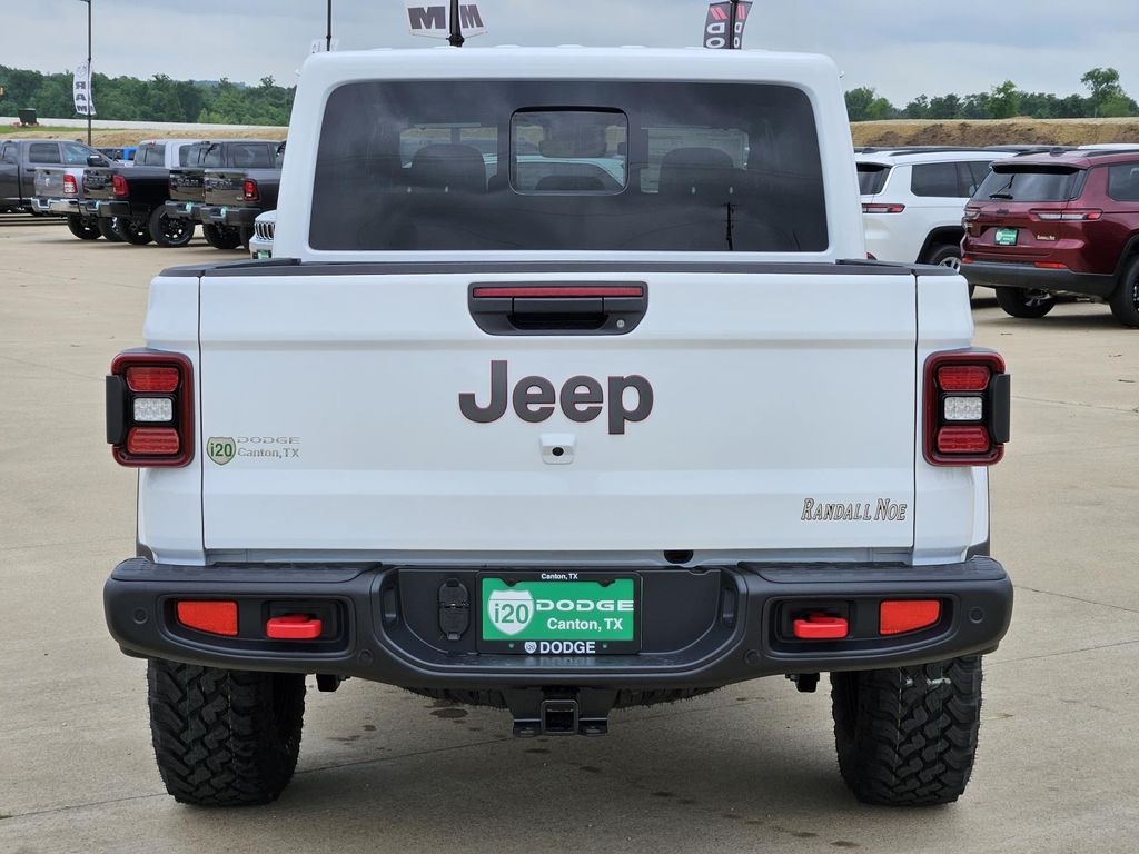 2025 Jeep Gladiator Rubicon photo 4