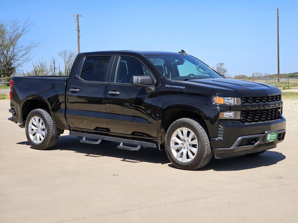 Used 2022 Chevrolet Silverado 1500 Limited Custom with VIN 1GCPWBEK0NZ223905 for sale in Canton, TX