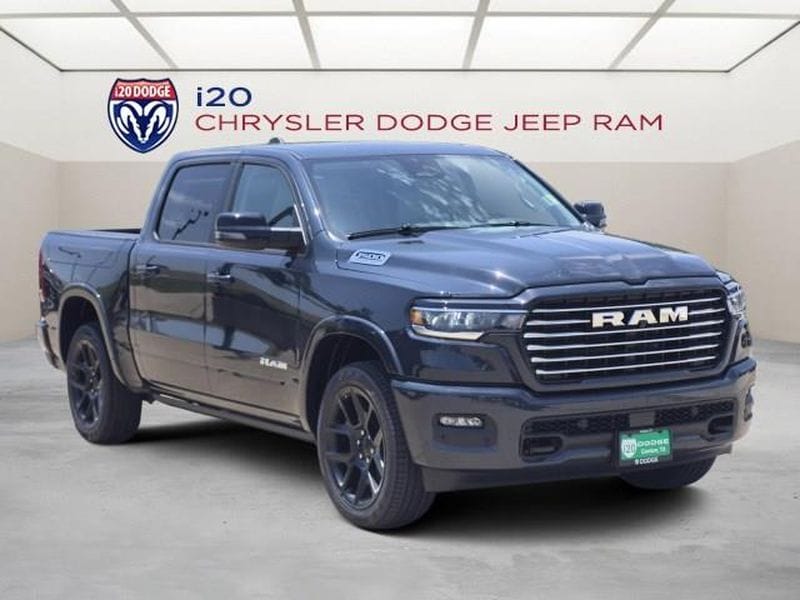 New 2026 Ram 1500 LARAMIE CREW CAB 4X4 5'7 BOX