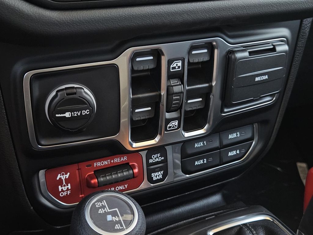 2025 Jeep Gladiator Rubicon - Photo 13