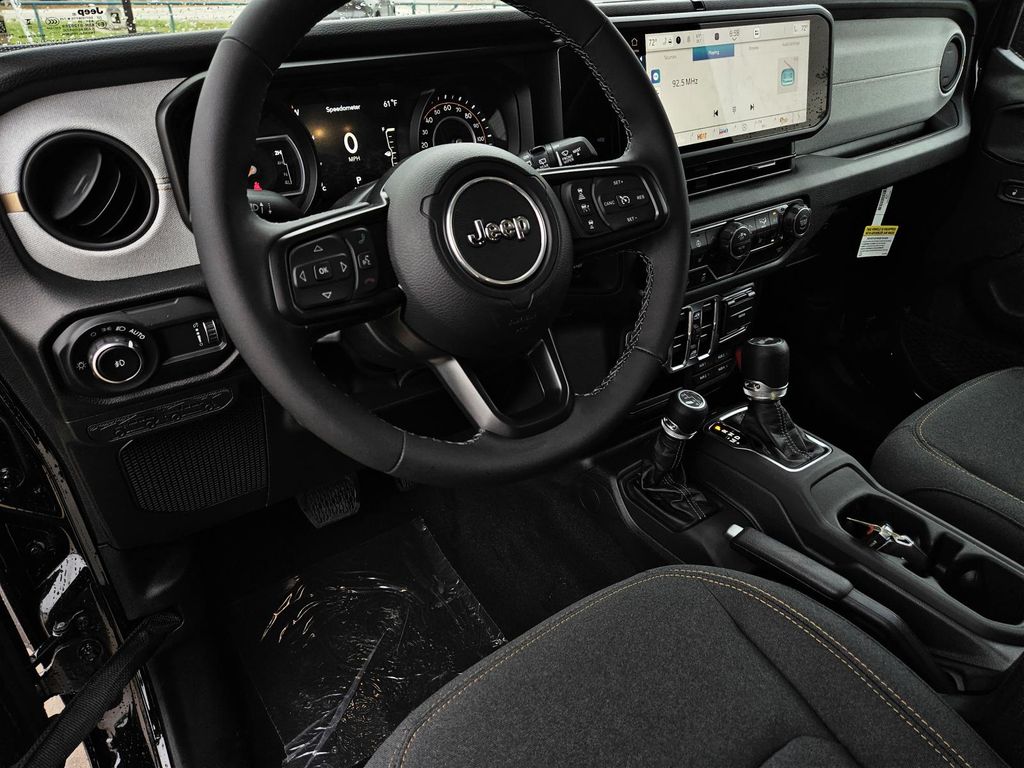 2025 Jeep Wrangler 4-Door Sport S - Photo 18