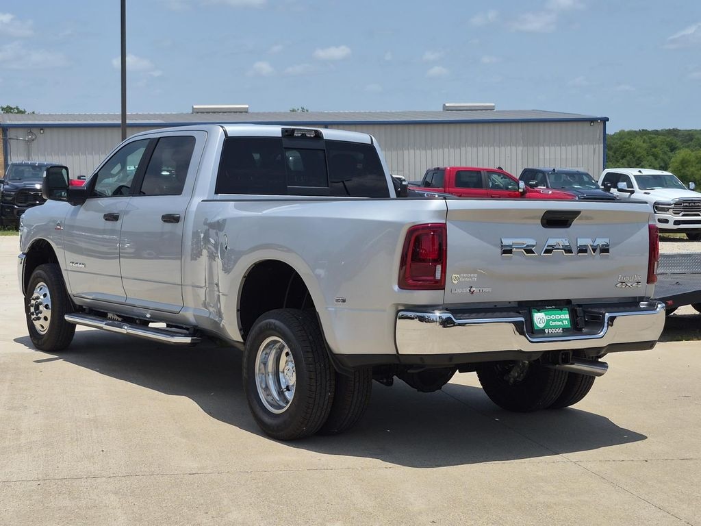 New 2026 Ram 3500 LONE STAR CREW CAB 4X4 8' BOX Pickup