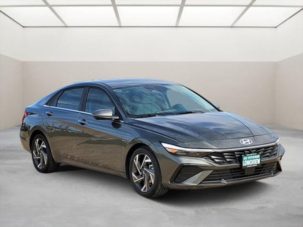 Used 2024 Hyundai Elantra Limited Sedan